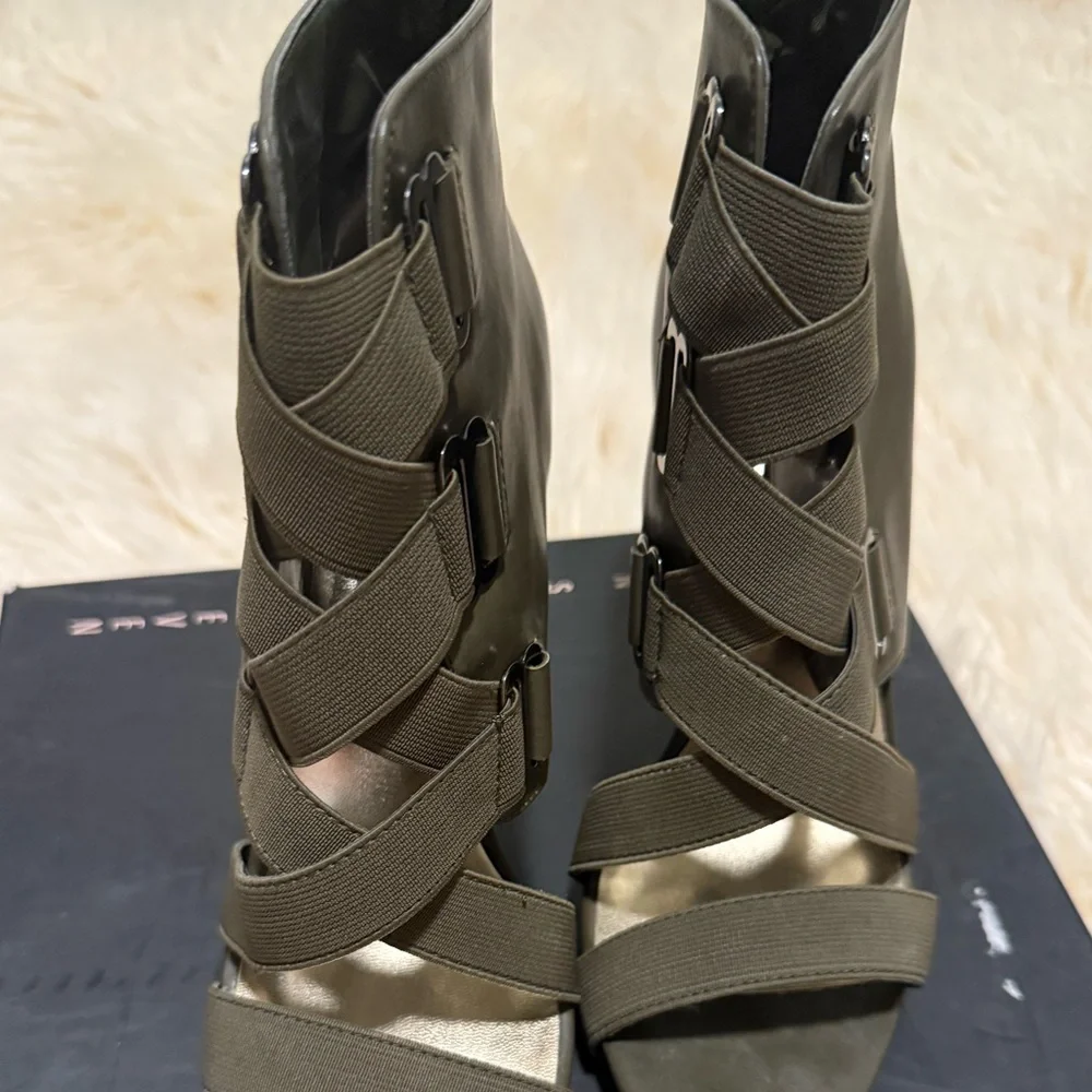Steven by Steve Madden Denah Heels Size 9